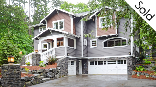 The front of 11767 Venice Loop NE, Bainbridge Island