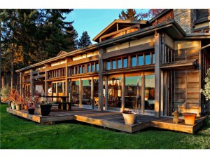 Bainbridge Island Real Estate. Reitan Road on Bainbridge Island.