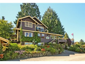 Bainbridge Island Real Estate. Valley Road on Bainbridge Island