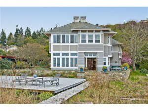 Yeomalt Point Drive on Bainbridge Island