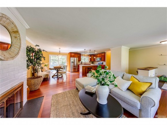 651 Eagle Cliff Rd NE listed by Jen Pells Windermere Bainbridge